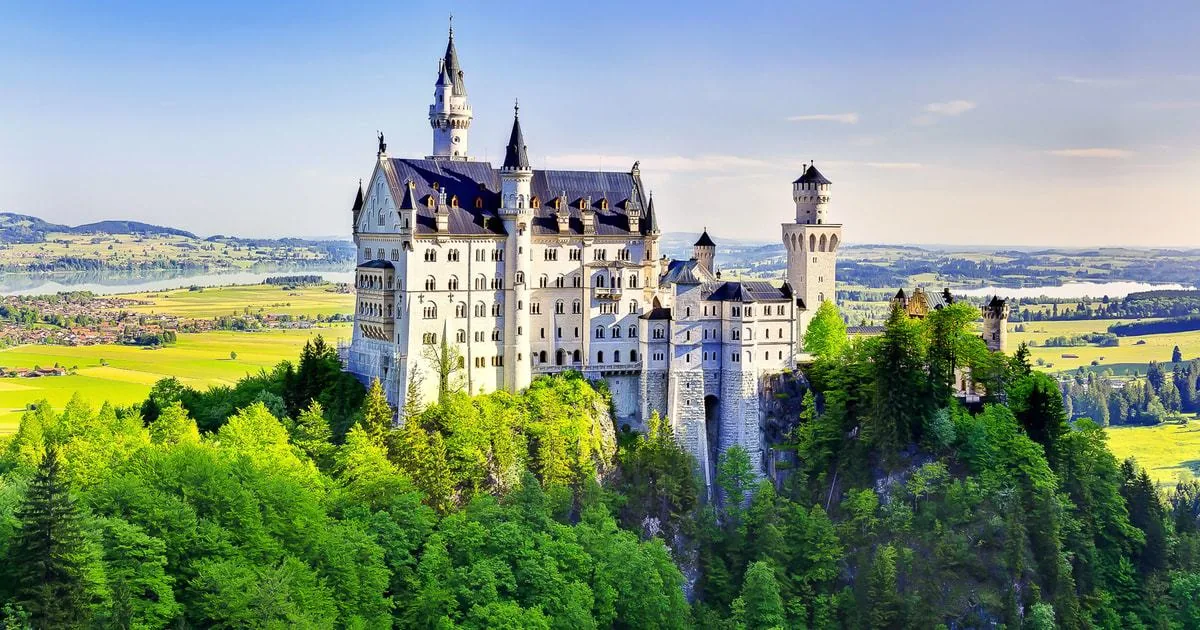Ab München: Neuschwanstein & Schloss Linderhof – Tagesausflug